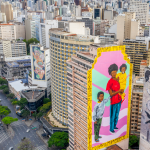 Arte de Robinho Silva e Belo Horizonte. A pintura 'Mãe Preta' foi alvo de investigação por suposto crime ao meio ambiente. O inquérito foi arquivado. Foto: acervo do artista