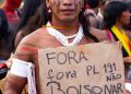 Indígena durante a manifestação do Acampamento Terra Livre (Brasília, 2022). Foto: Fernanda Pierucci/Expresso na Perifa